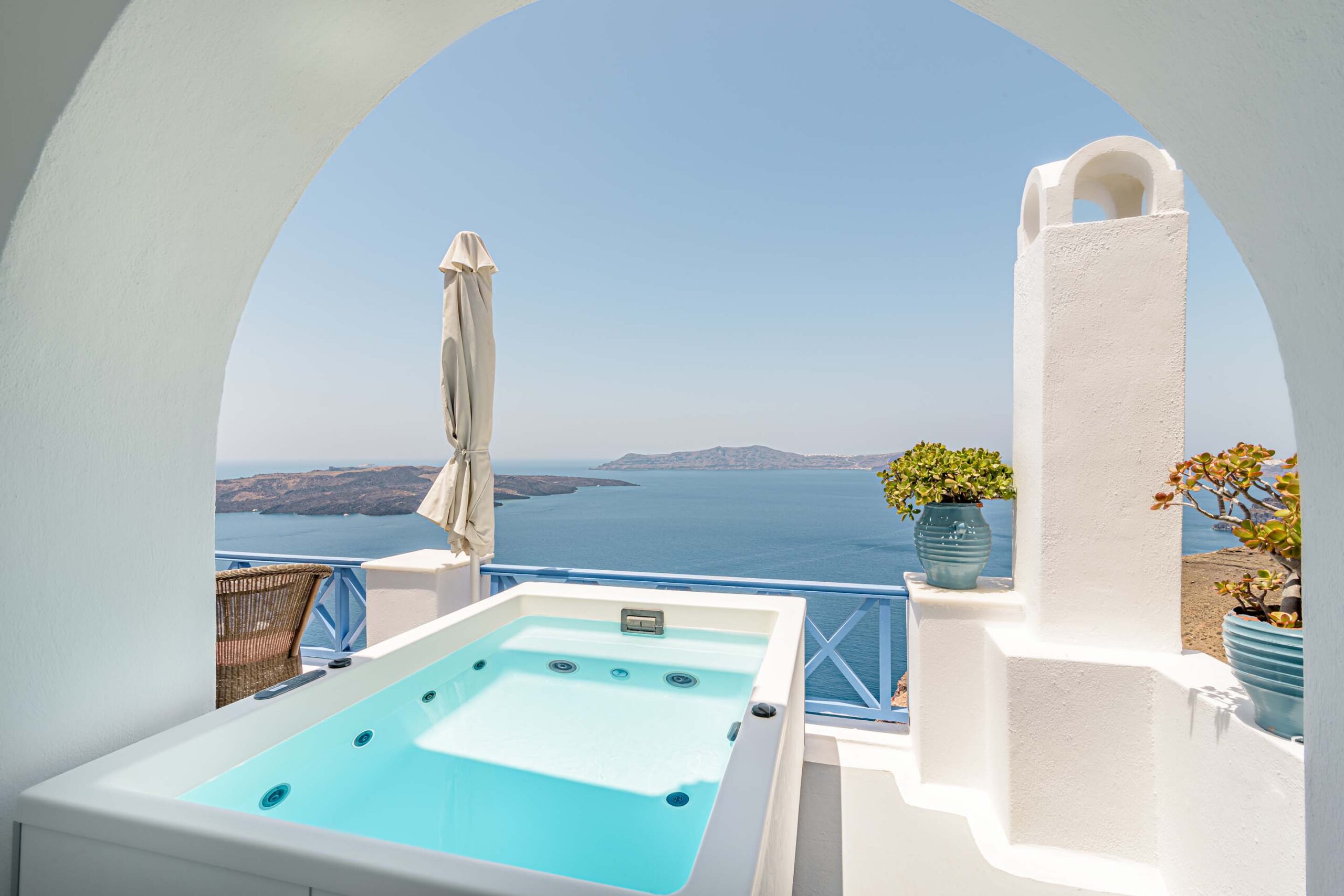 hotels in fira santorini