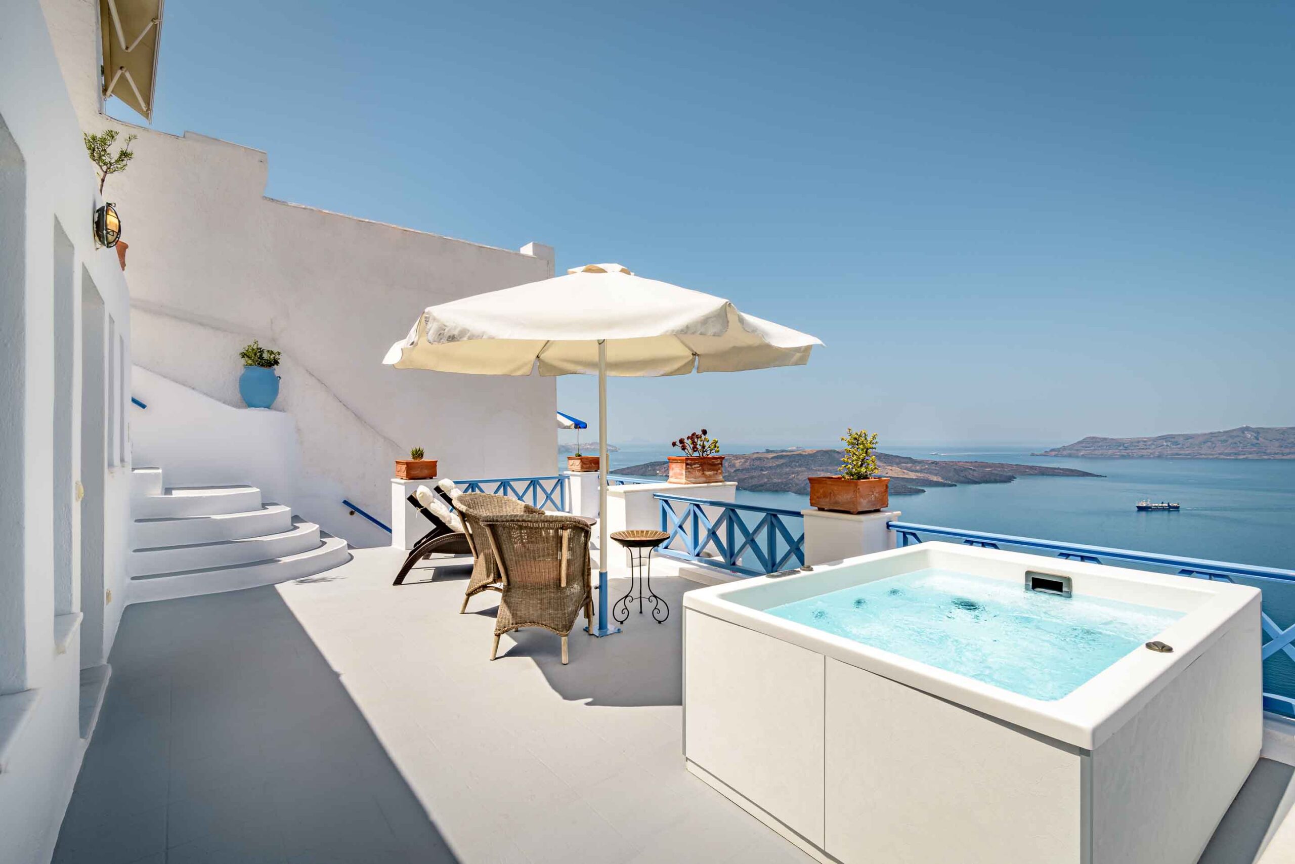 Golden-Grey-Goose-Day-Time-97 santorini greece accommodation
