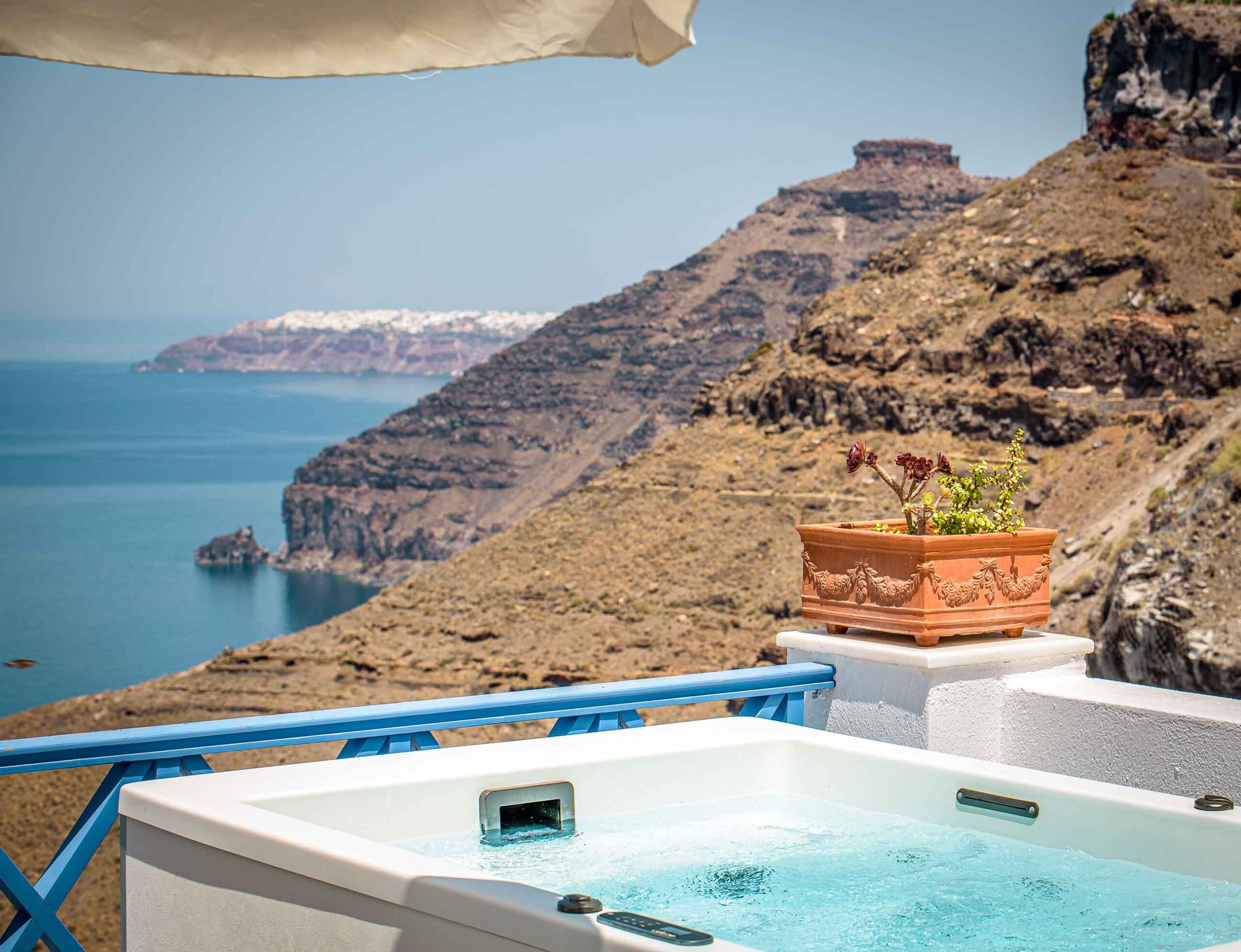 Golden-Grey-Goose-Details-43 santorini greece accommodation