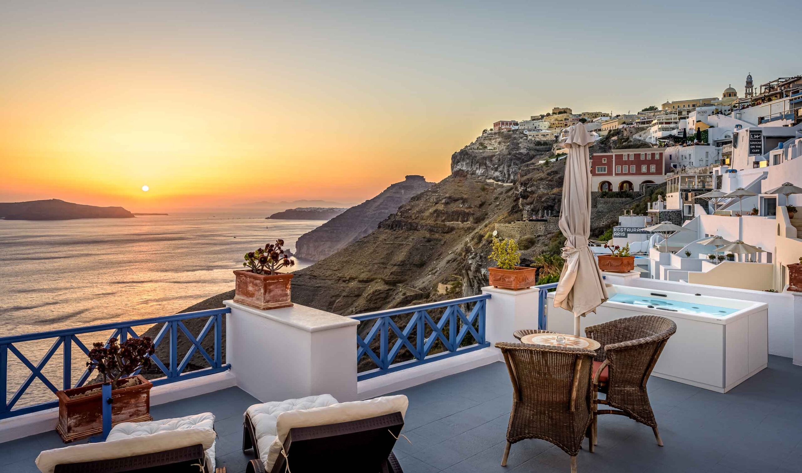 Golden-Grey-Goose-Sunset-Dawn-10 fira greece hotels