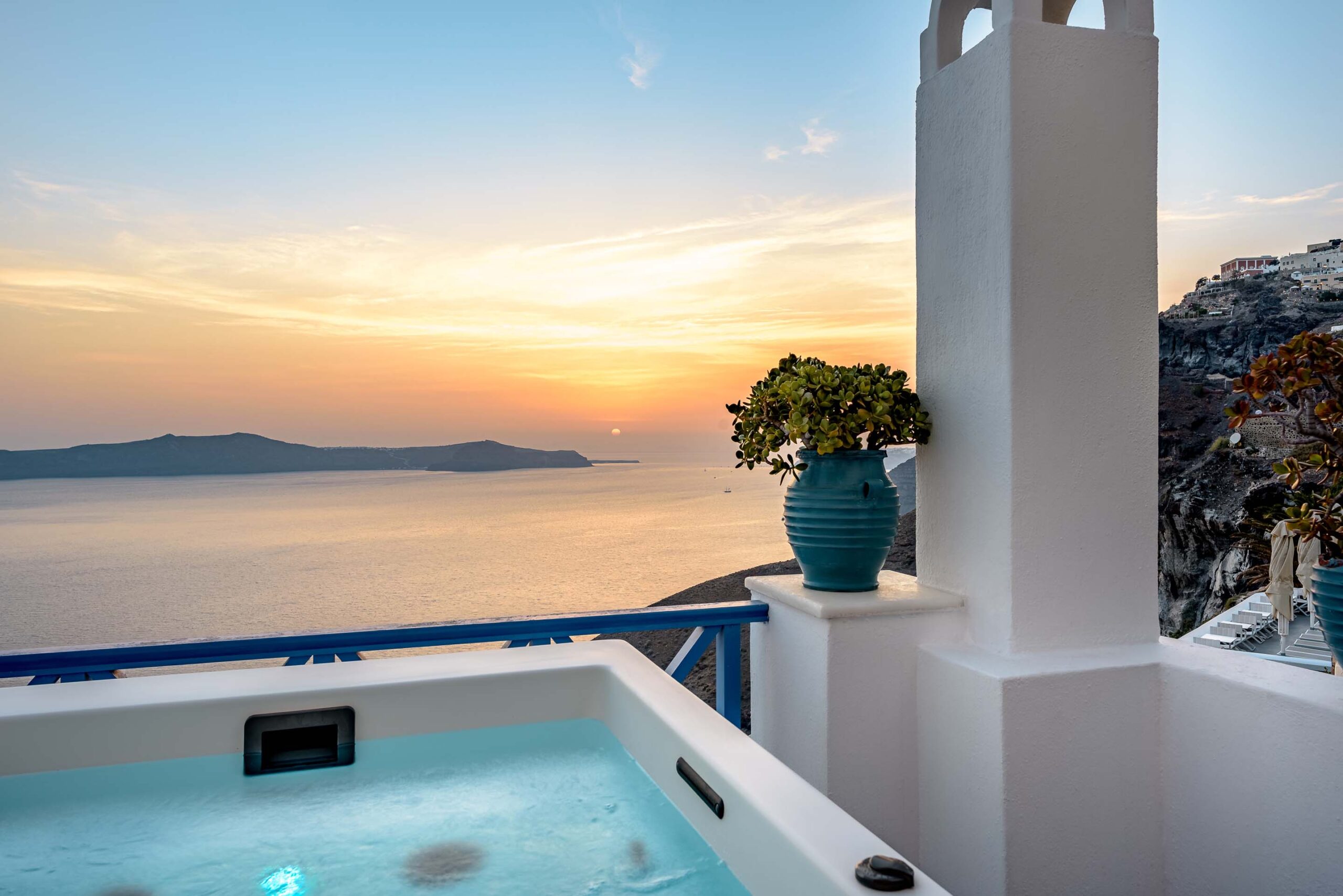 Golden-Grey-Goose-Sunset-Dawn-32 santorini greece hotels