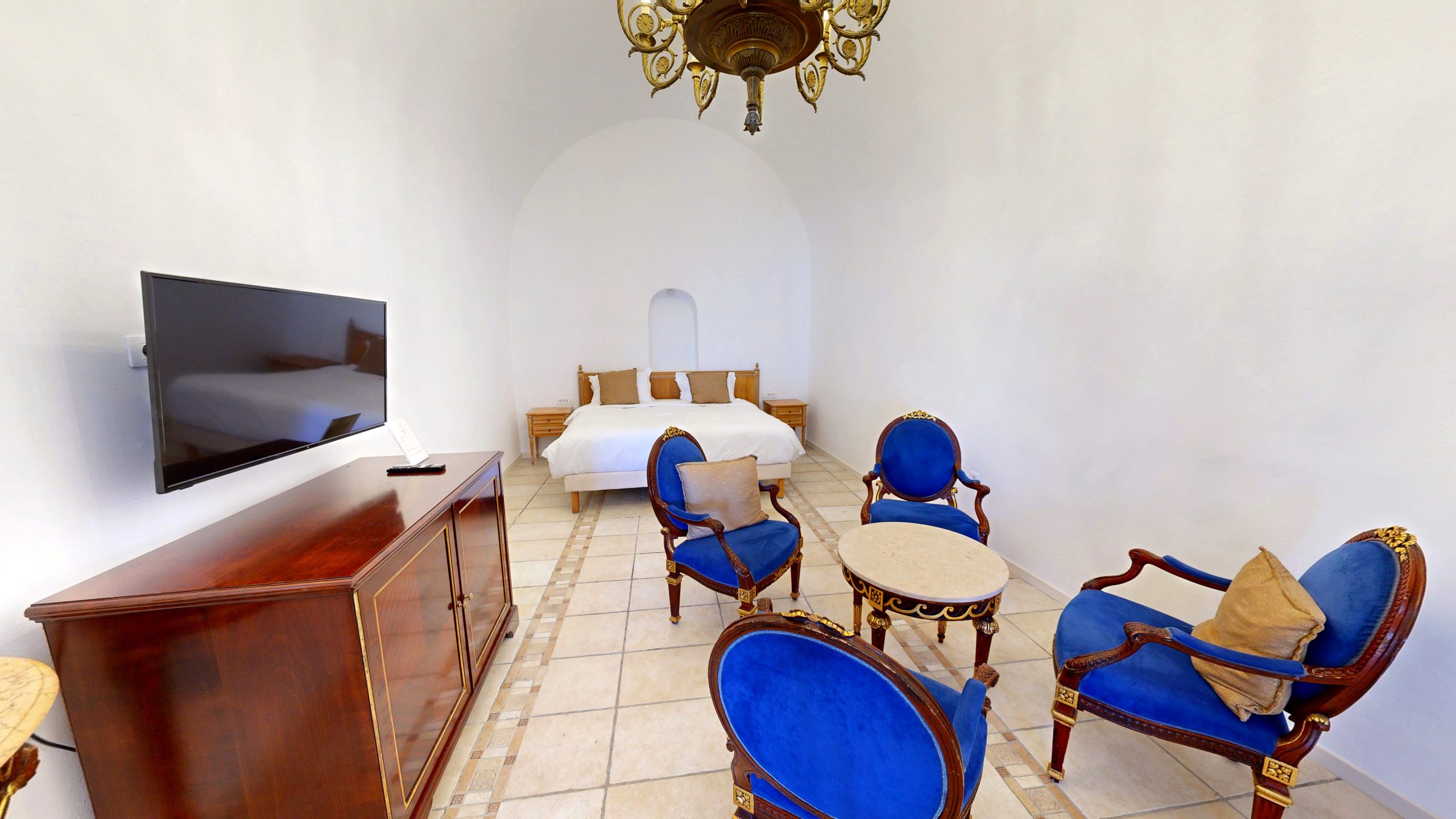 2 Exclusive apart hotel in Santorini